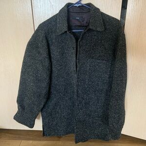 Gray Ylève warm Wool Bouclè jacket/ short coat, size S/M